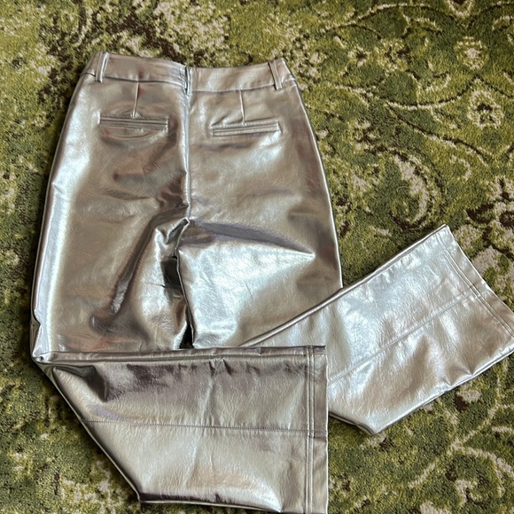 NWT  7 For All Mankind Women's Silver Metallic Faux Leather Vegan Pants - Picture 2 of 14